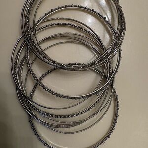 Chic Silver Bangle Bracelet Set